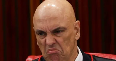 Oposição pede prisão de Moraes, e cresce pressão sobre STF após mensagens com Vorcaro